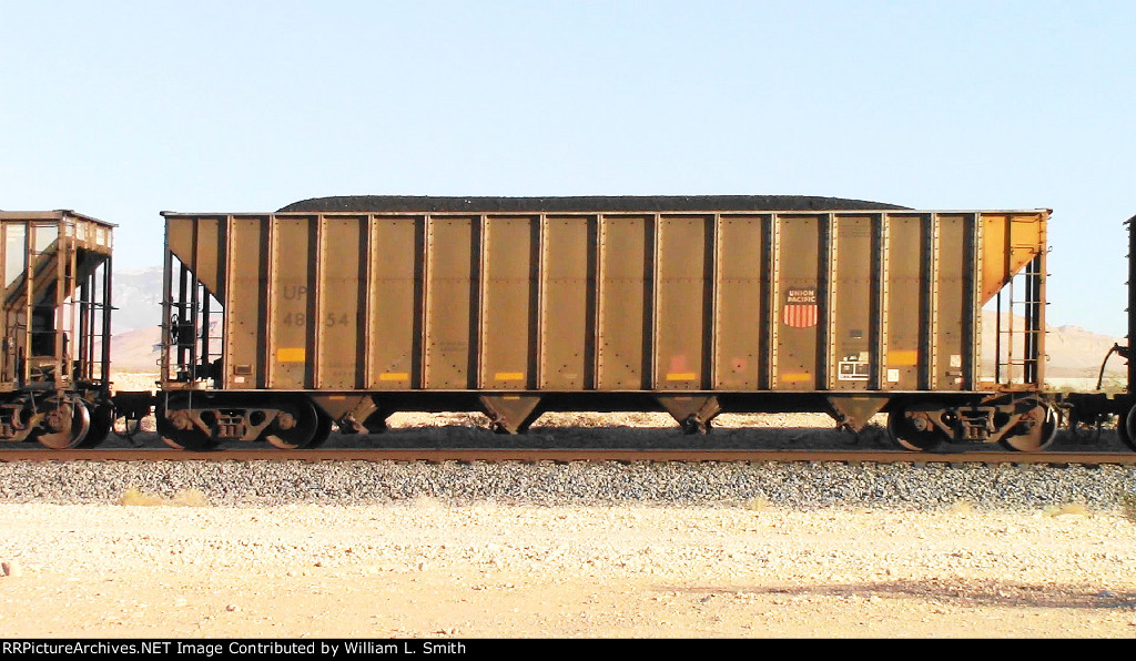 WB Loaded Coal Hooper Frt at Erie NV W-Pshr -81